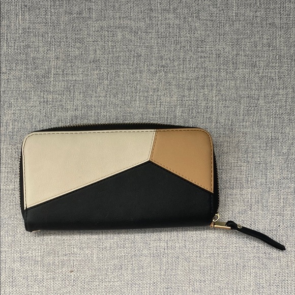 Handbags - Elegant Women's Wallet in Black, Cream, and Tan